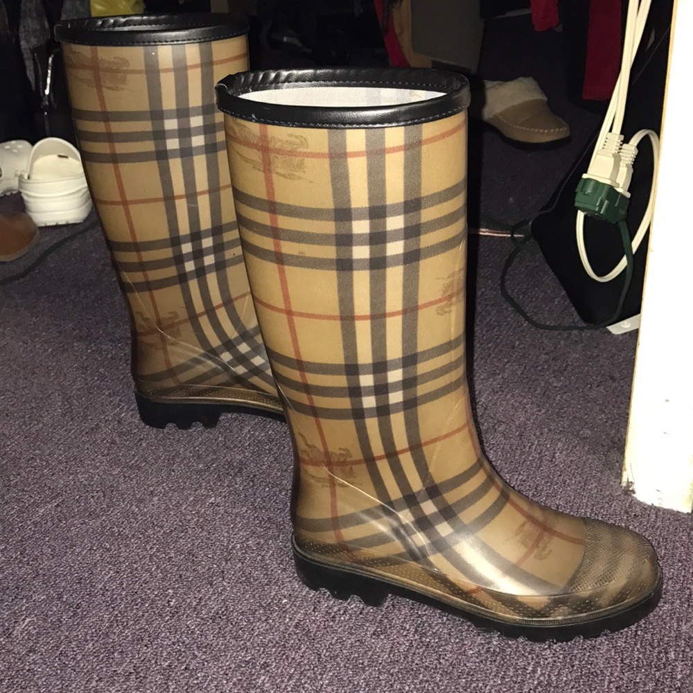 Burberry rain boots